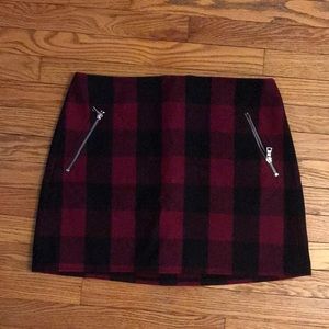 Gap wool checkered skirt with zipper pockets